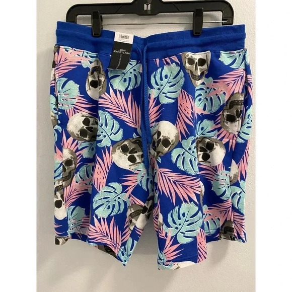 SKULL SUMMER LOUNGE SHORTS WITH POCKETS  -  ALL SIZES S - L AVAILABLE - Picture 1 of 7